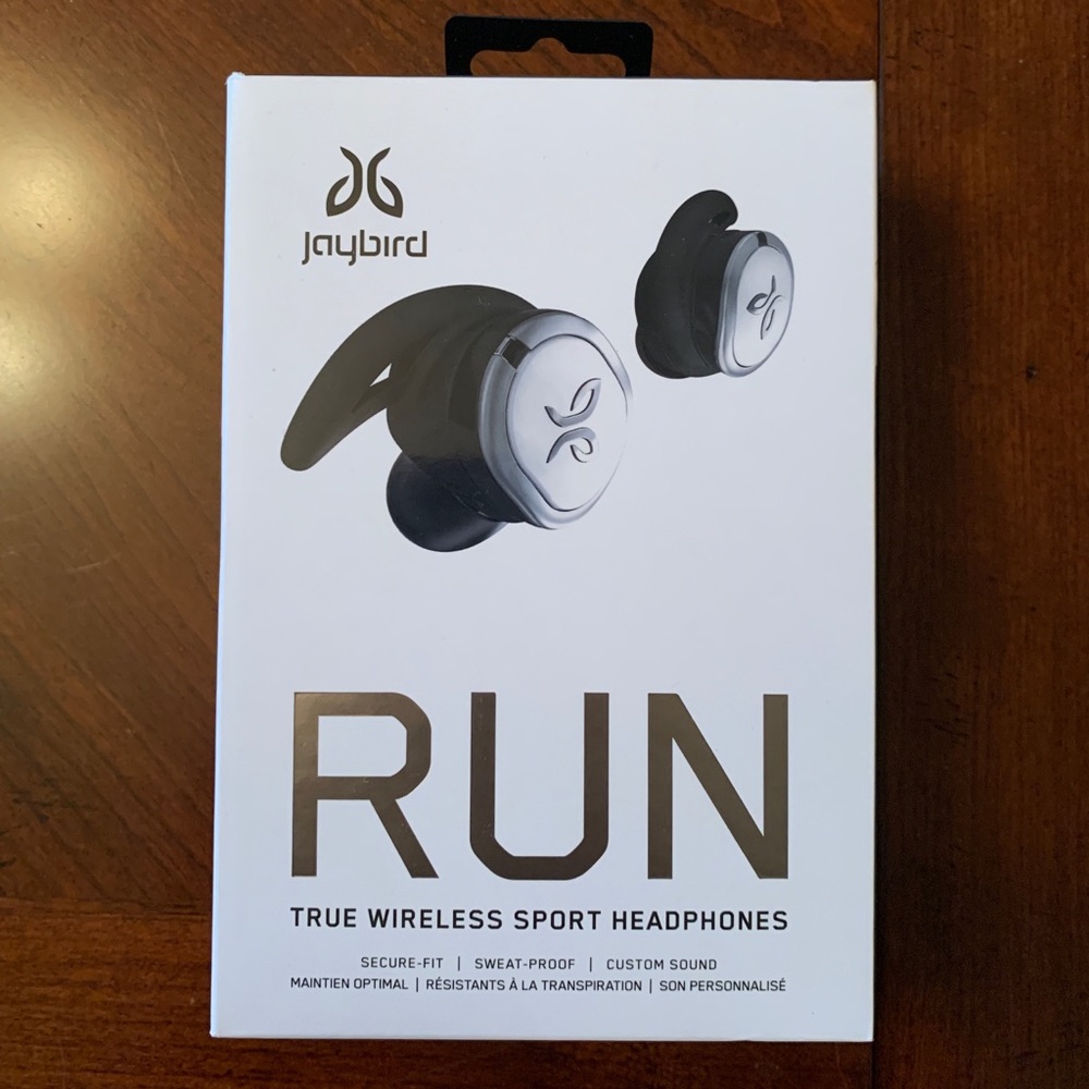 Jaybird running earbuds, tried on but never used!